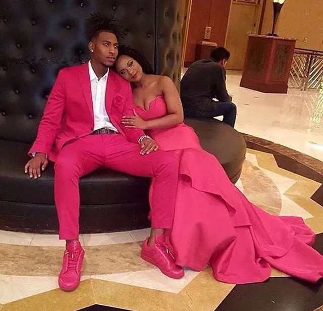 Amazing Fushcia Notched Lapel Slim Fit Bespoke Mens Suits for Prom