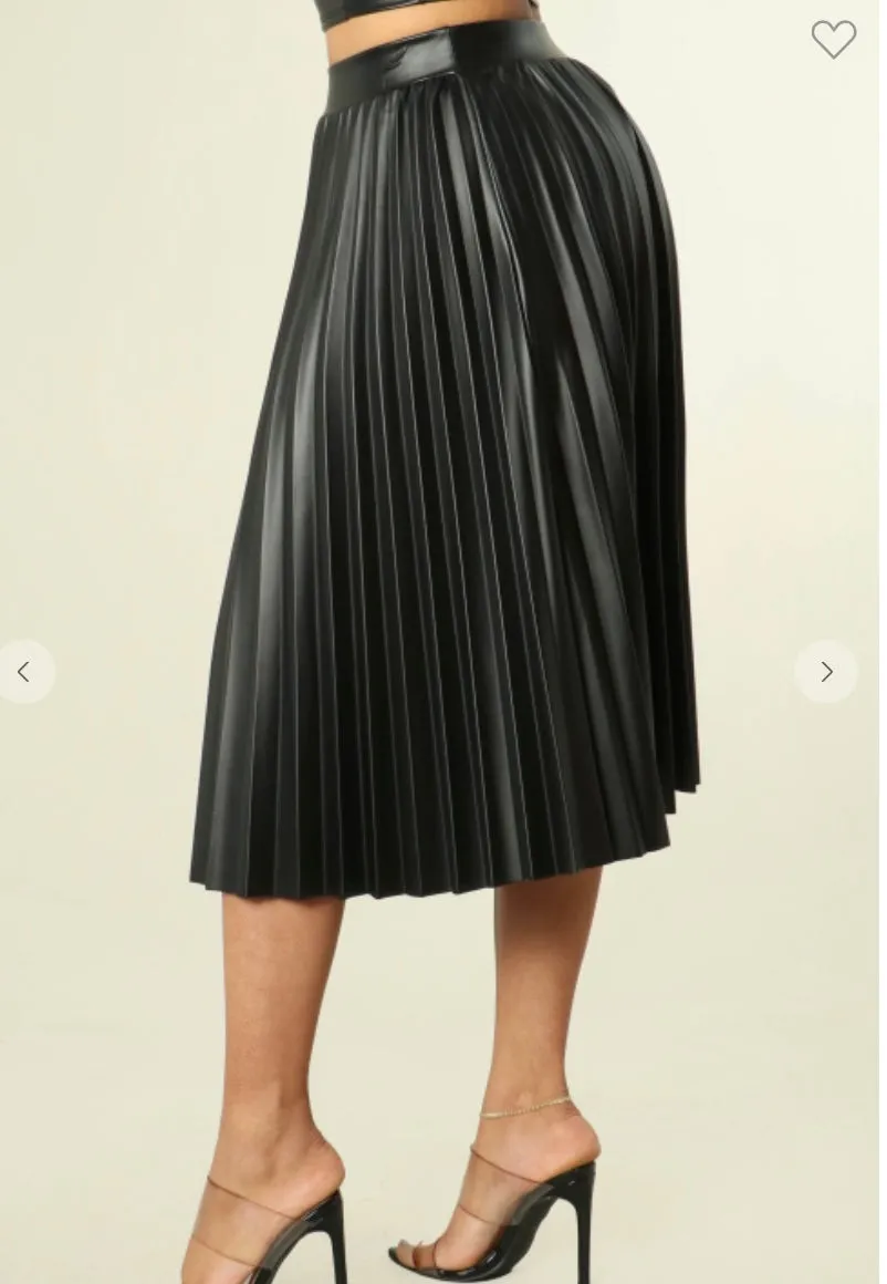 Pleaded skirted