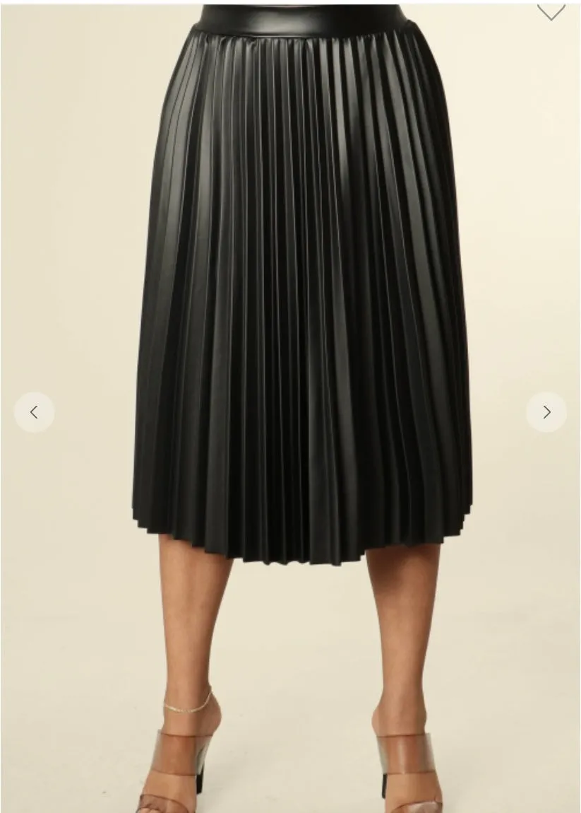 Pleaded skirted