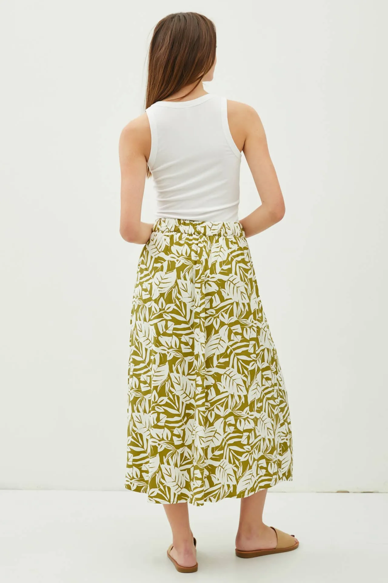 Sami - Tropical Print High Rise Pintucked Midi Skirt