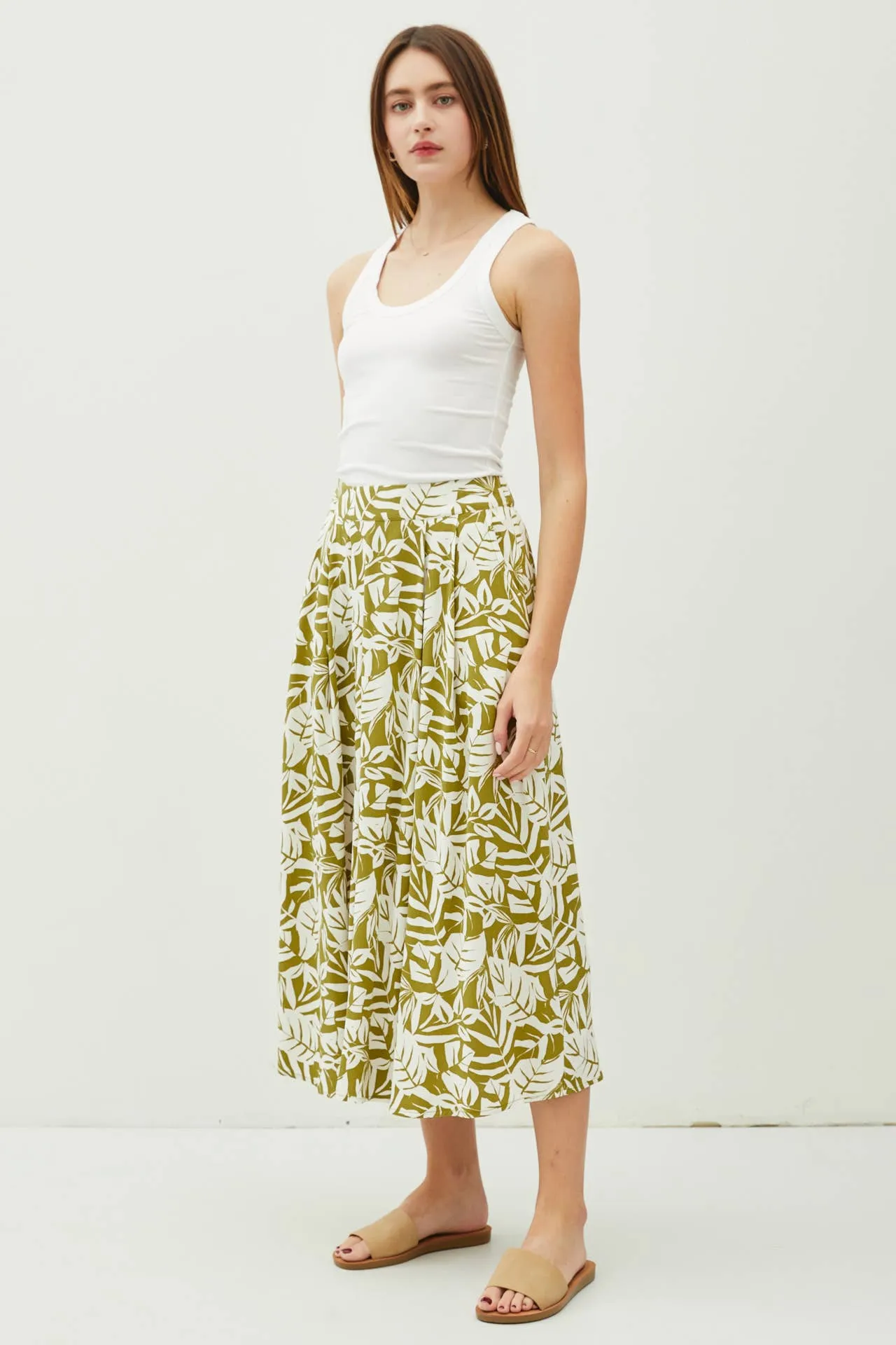 Sami - Tropical Print High Rise Pintucked Midi Skirt
