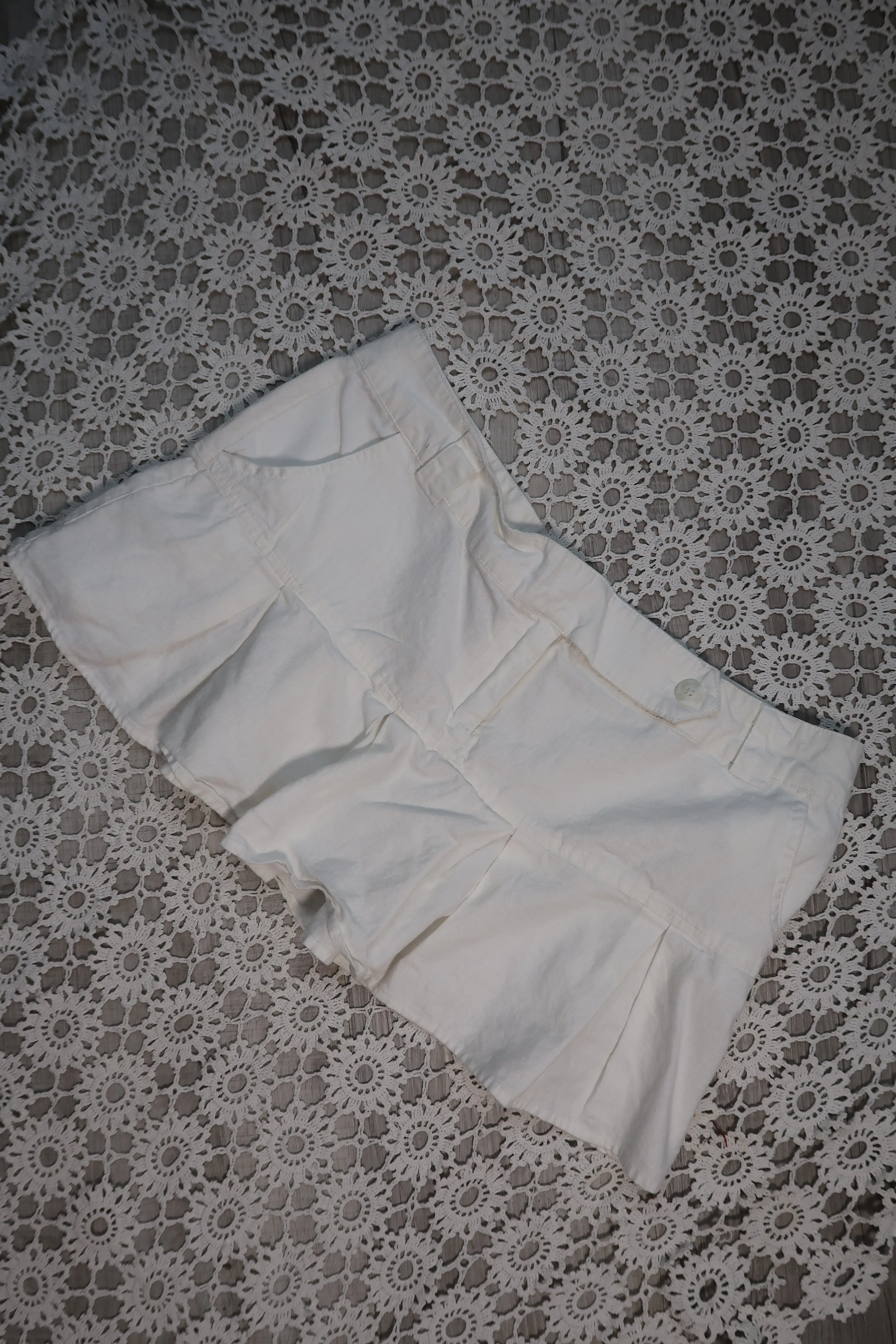 Vintage 2000s White Pleated Mini Skirt